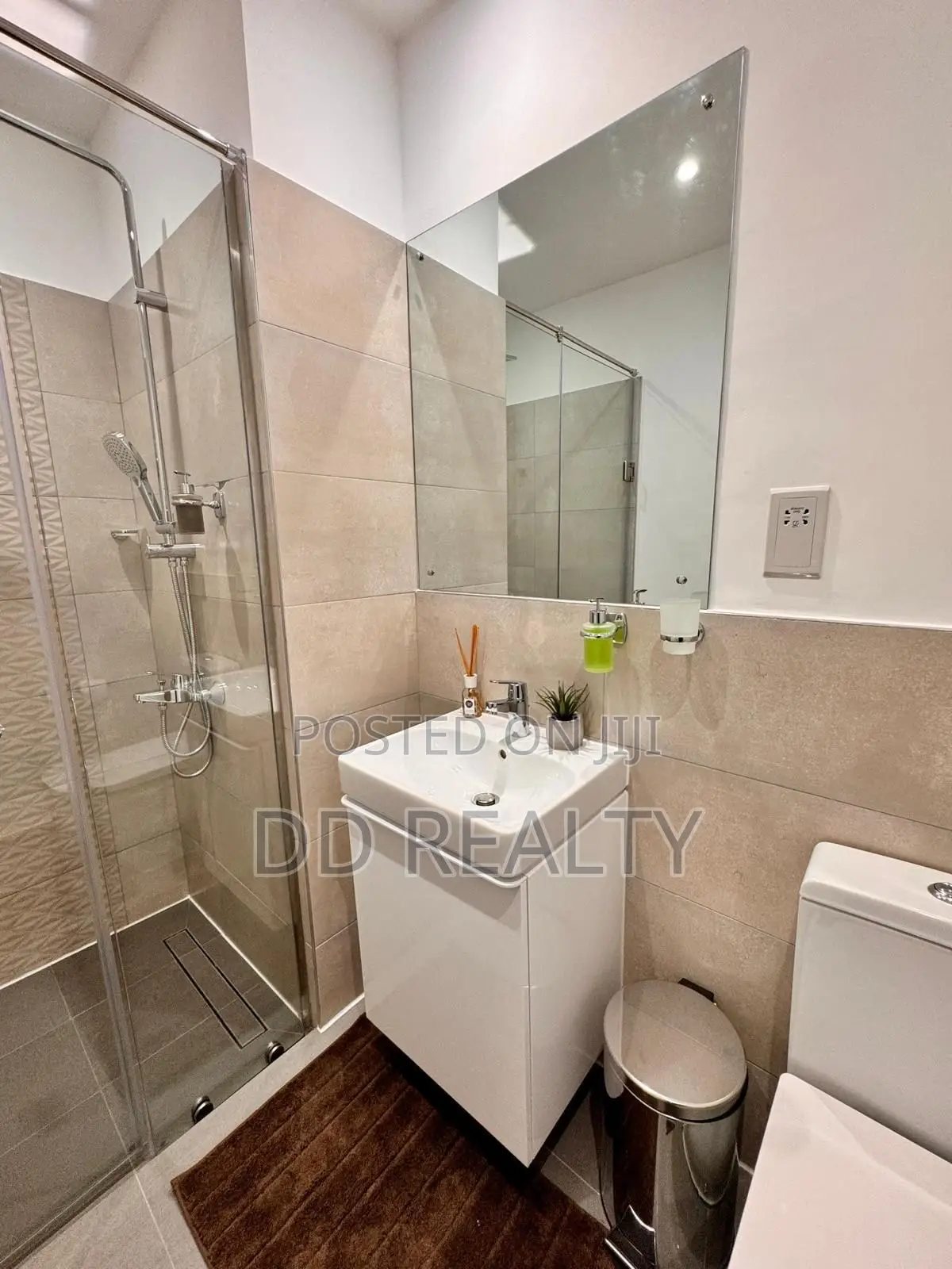 Furnished 1bdrm Apartment in South Shiashie for sale in South Shiashie