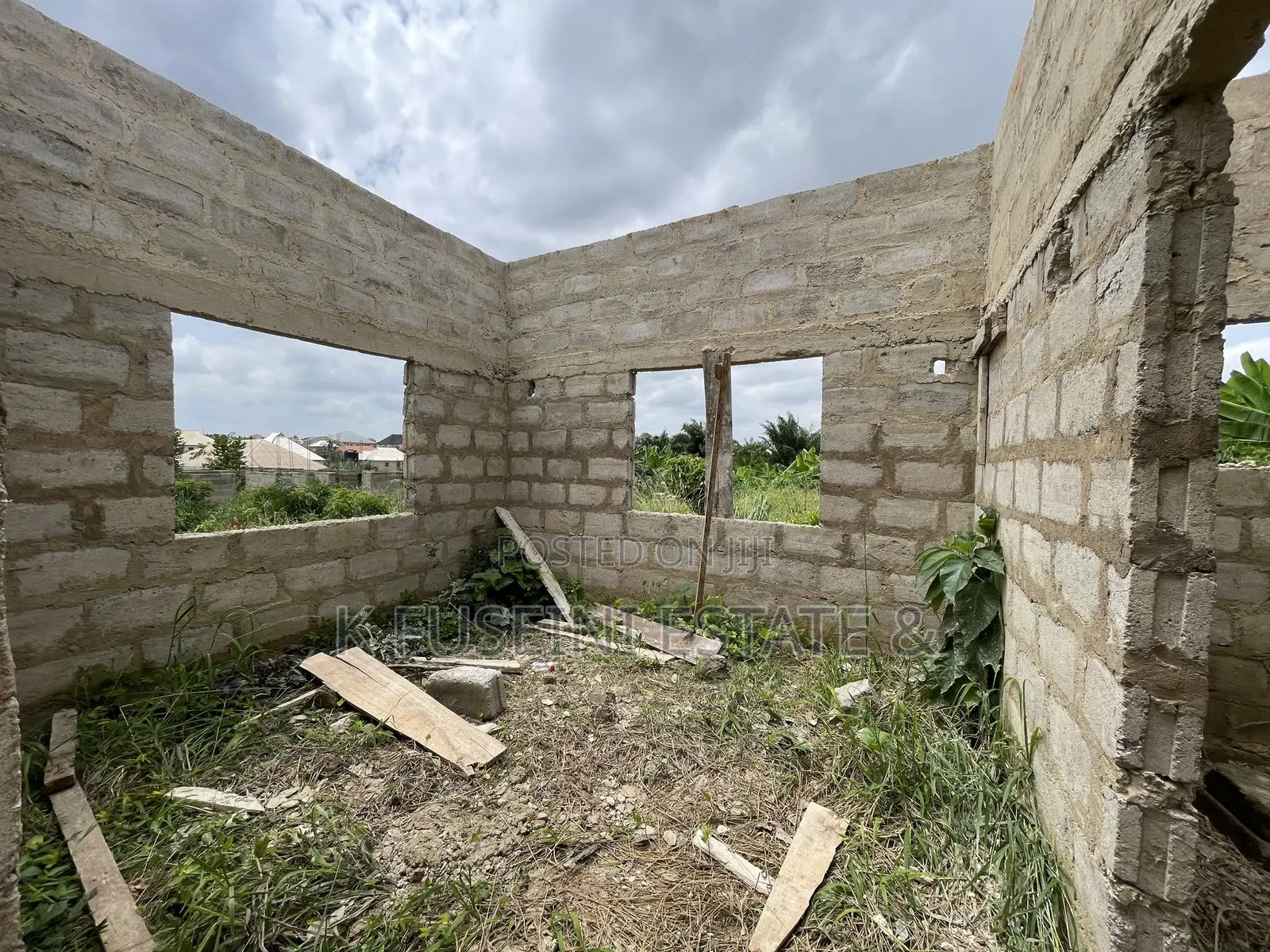 3 Bedrooms House For Sale At Kenyasi Adwumam in Kumasi Metropolitan