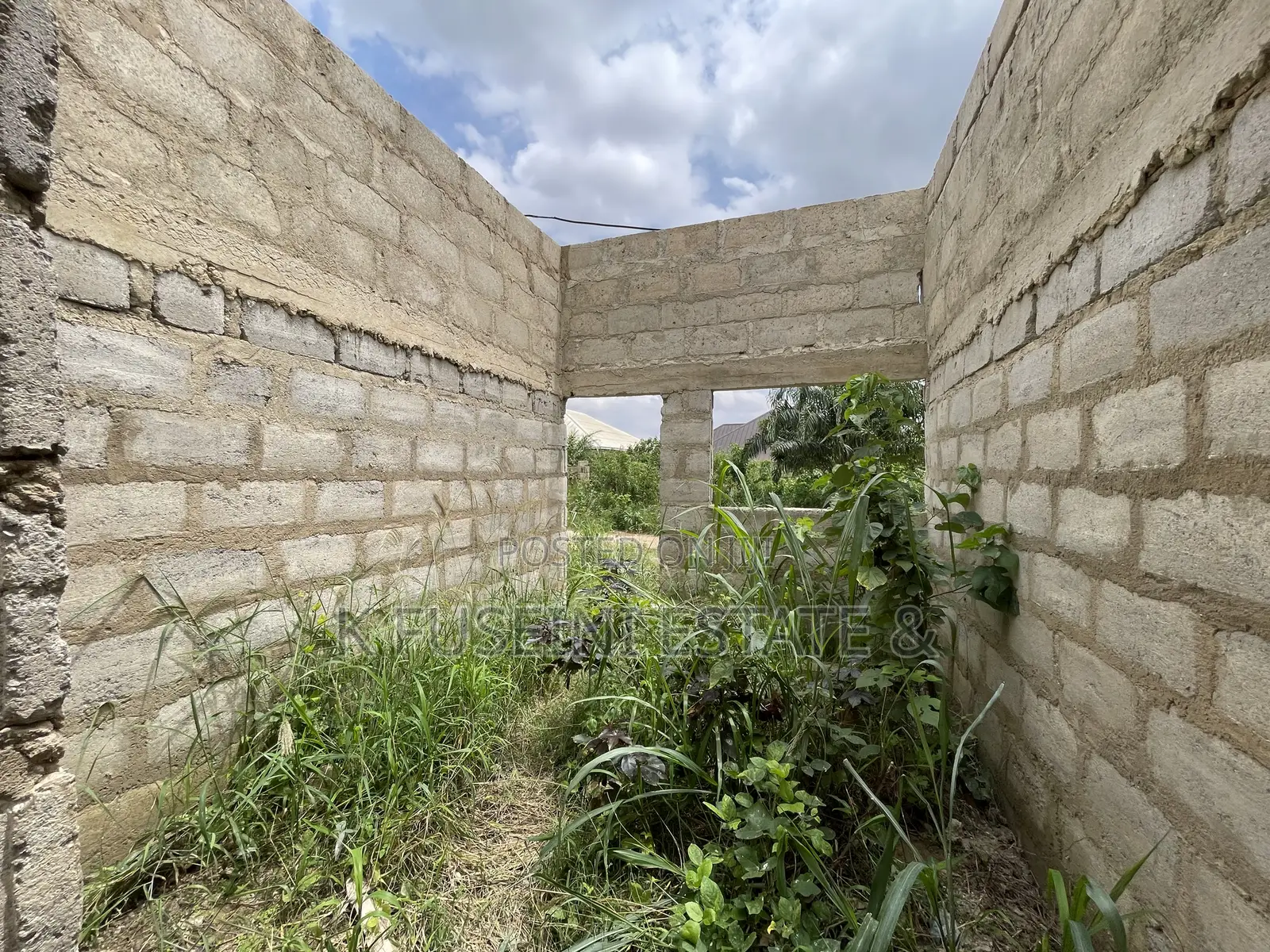 3 Bedrooms House For Sale At Kenyasi Adwumam in Kumasi Metropolitan