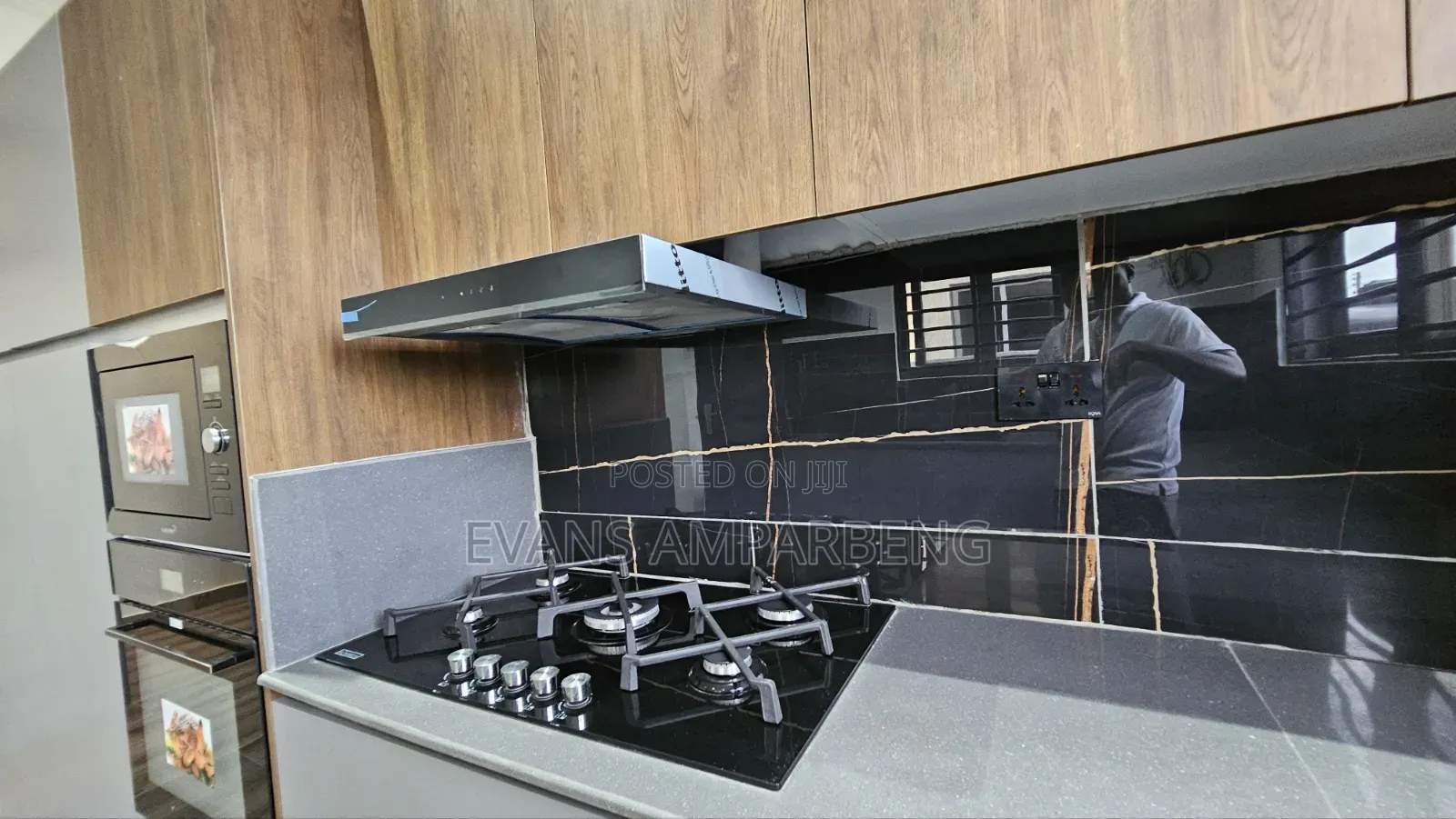 4bdrm Duplex in Lakeside Estate for sale in Lake Side Estate