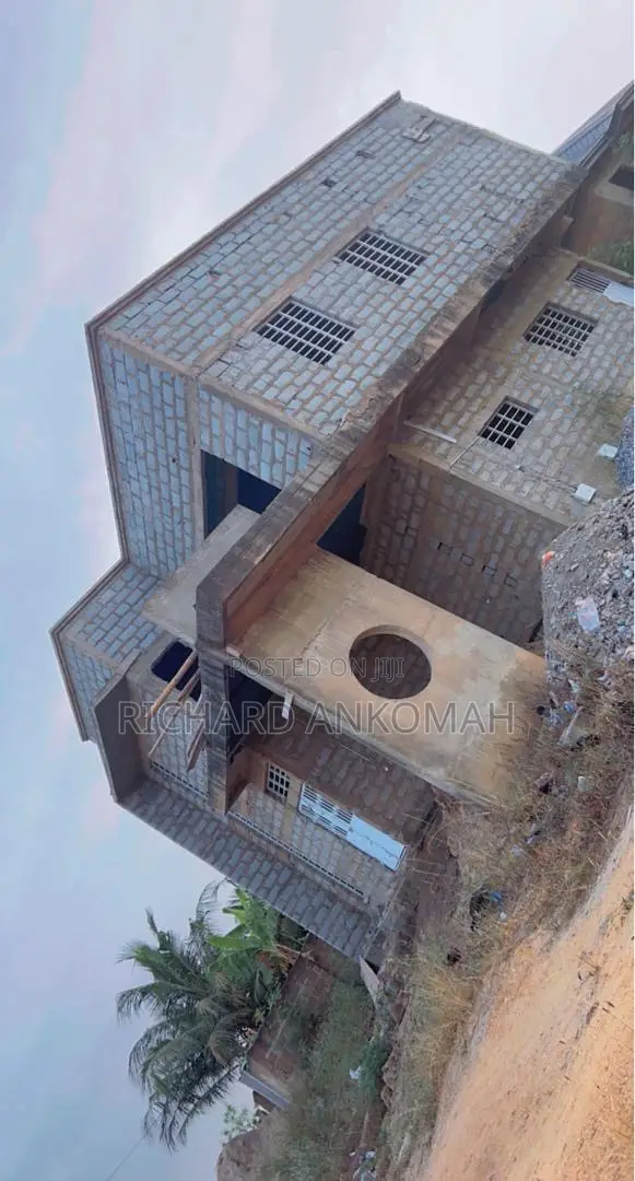 4bdrm Apartment in N/A, Amasaman for sale in Amasaman