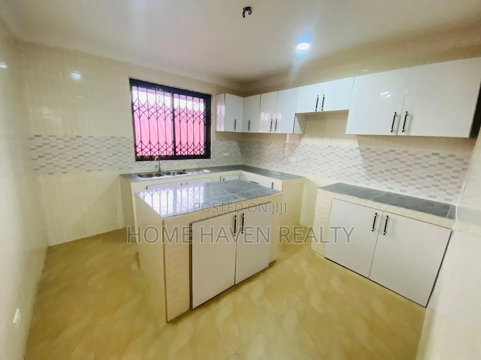 2bdrm Apartment in Dzorwulu for rent in Dzorwulu