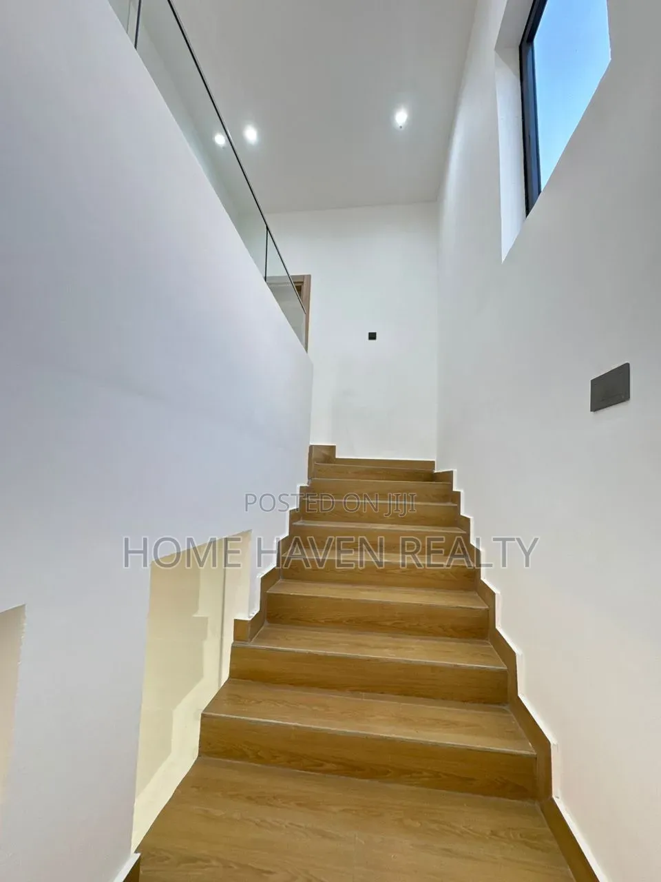 3bdrm House in Oyarifa - Ayimensah for sale in Oyarifa Mall Area