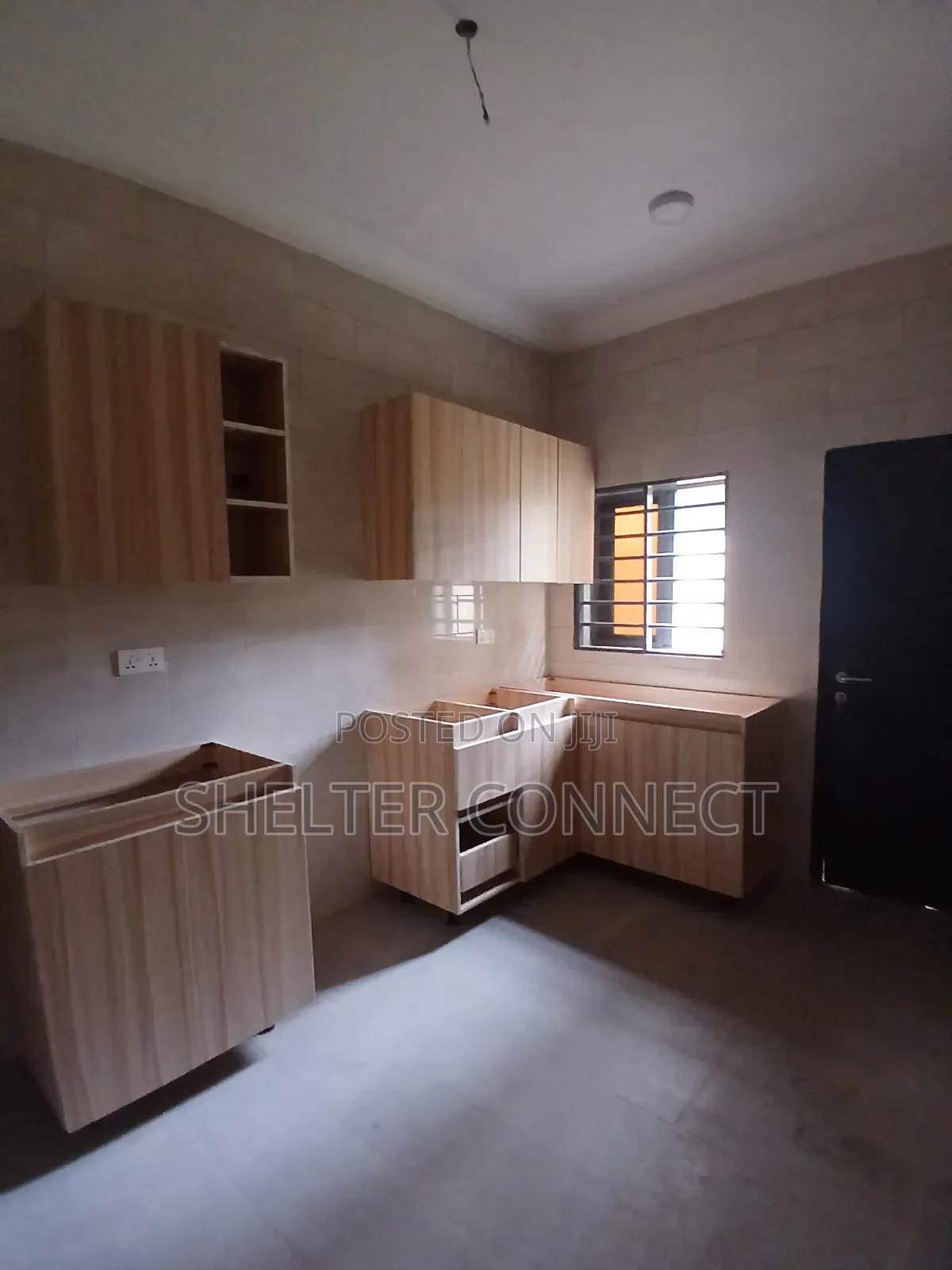 Mini Flat in Adenta, SSNIT Flats for rent in SSNIT Flats