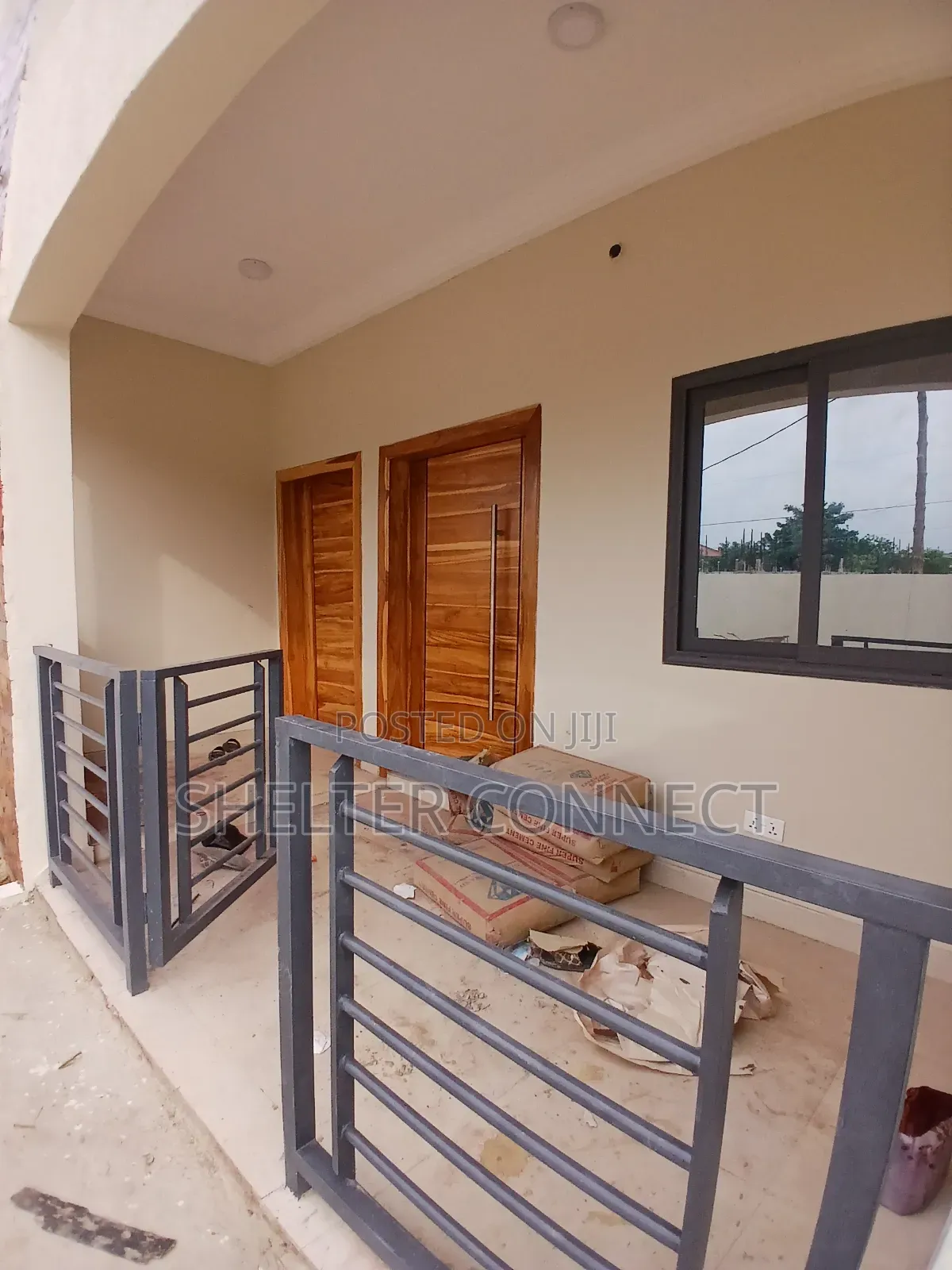 Mini Flat in Adenta, SSNIT Flats for rent in SSNIT Flats
