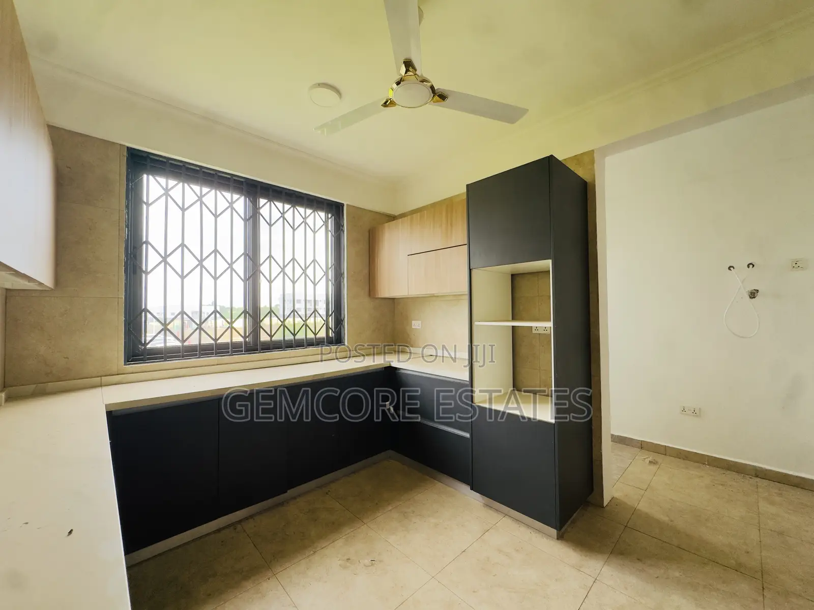 3bdrm Apartment in Dvla, Haatso for rent in Haatso