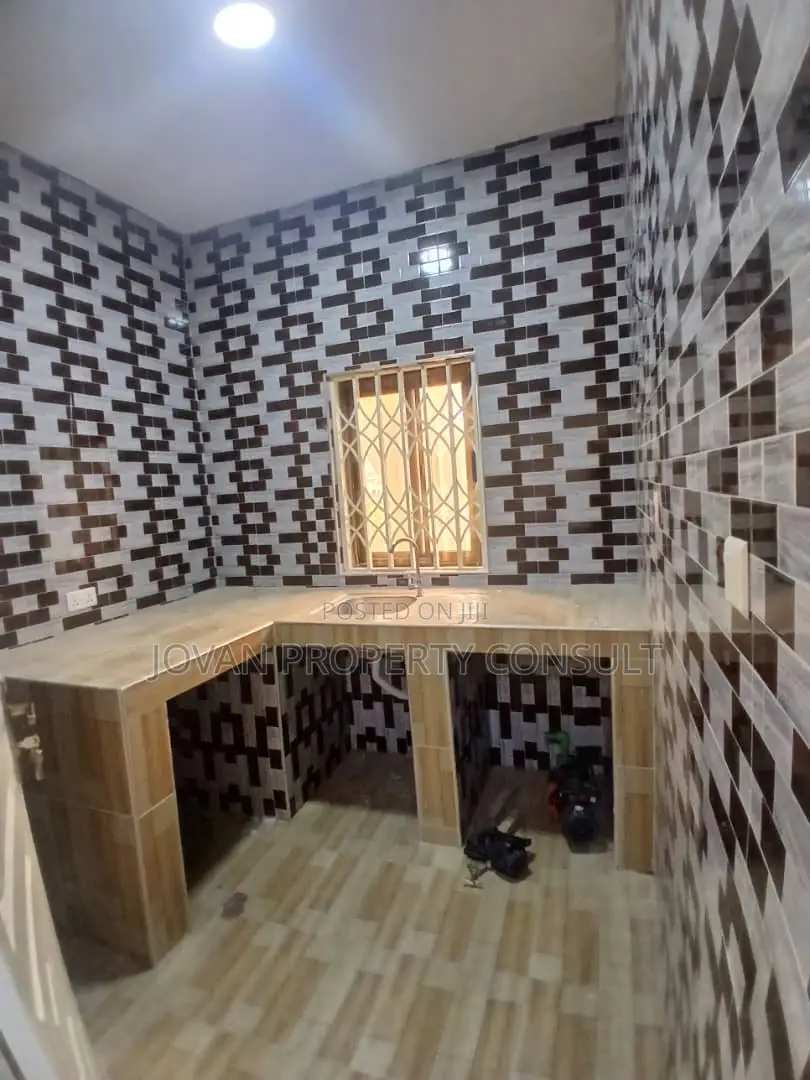 1bdrm Room & Parlour in Mecedonia, Ga West Municipal for rent in Ga West Municipal