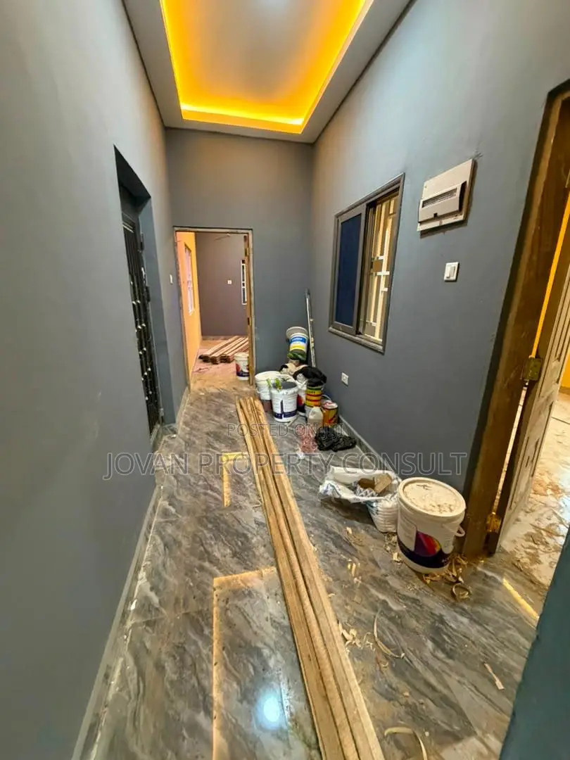 2bdrm Apartment in Ofankor, Barrier for rent in Barrier
