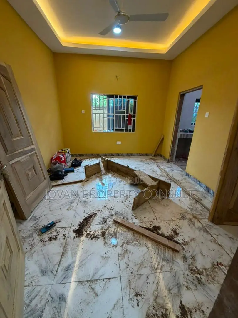 2bdrm Apartment in Ofankor, Barrier for rent in Barrier