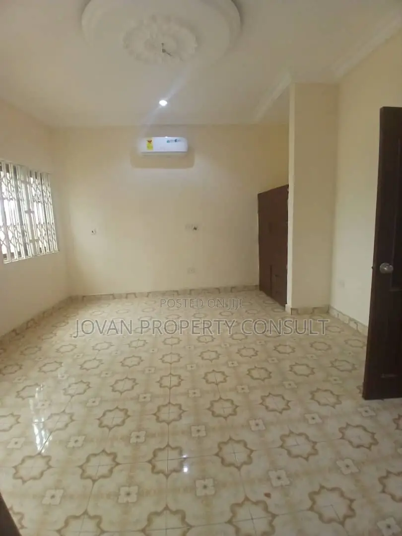 2bdrm Apartment in Pokuase Acp for rent in Pokuase