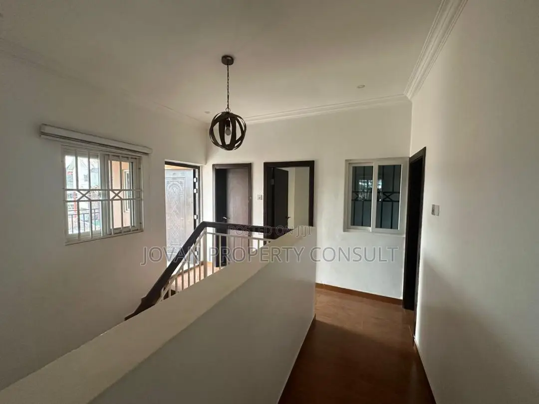 3bdrm House in Pokuase Acp for rent in Pokuase
