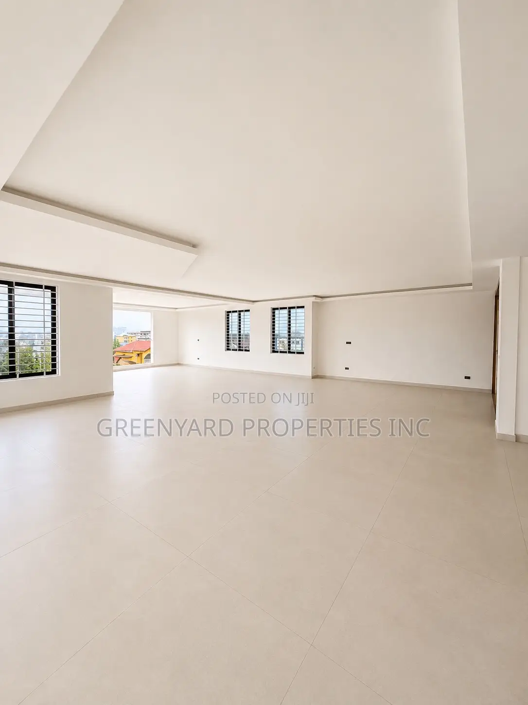8bdrm House in Adjiringanor, East Legon for sale in East Legon