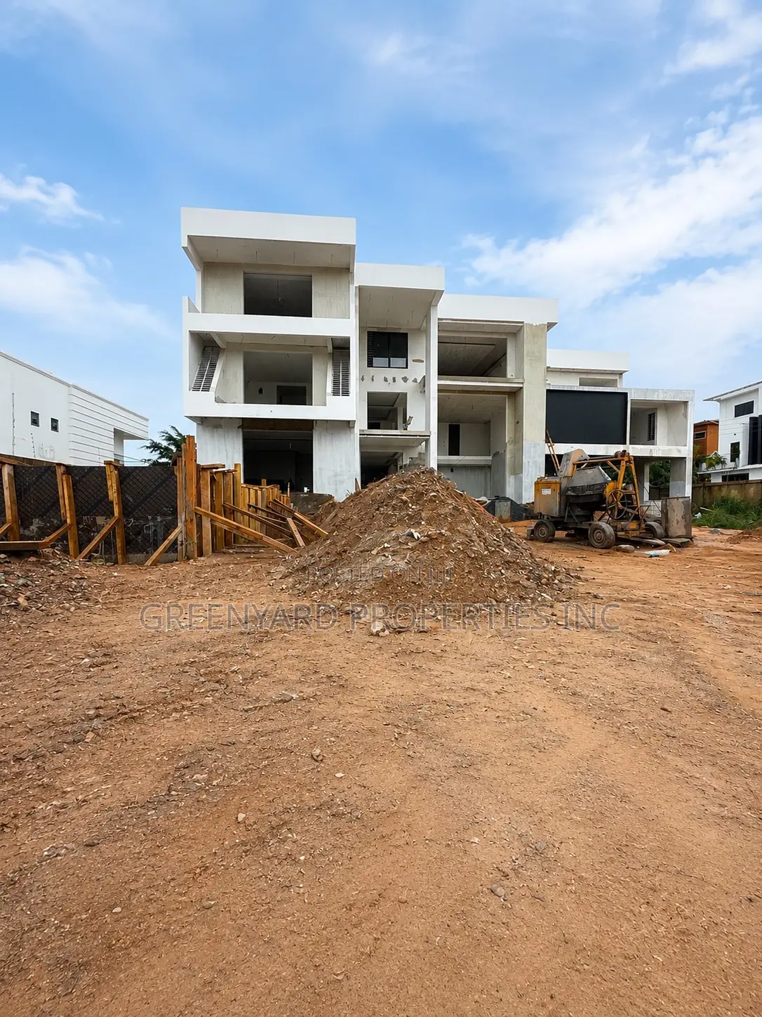 8bdrm House in Adjiringanor, East Legon for sale in East Legon