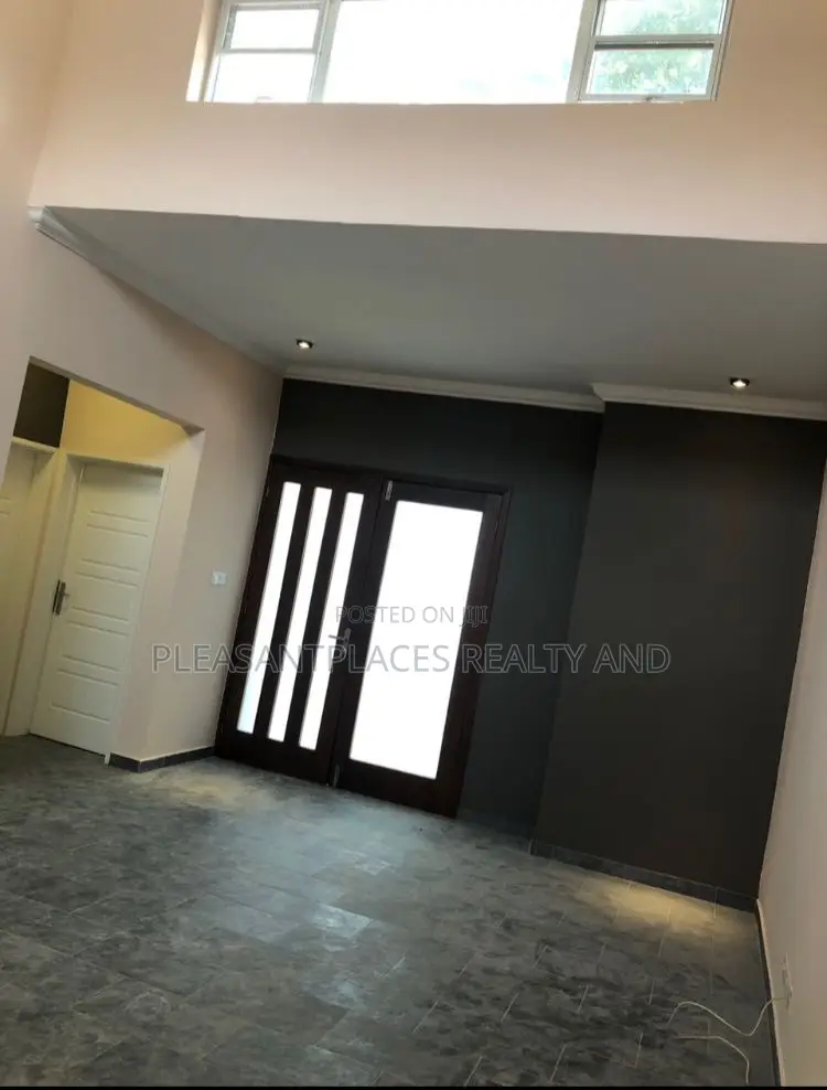 3bdrm House in Pleasantplaces And, East Legon for rent in East Legon