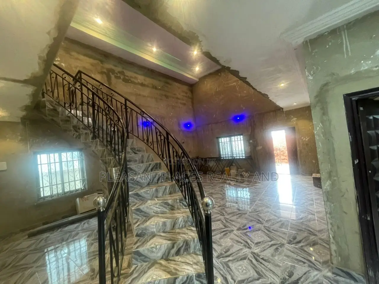 4bdrm House in Pleasantplaces And, Kwabenya for rent in Kwabenya