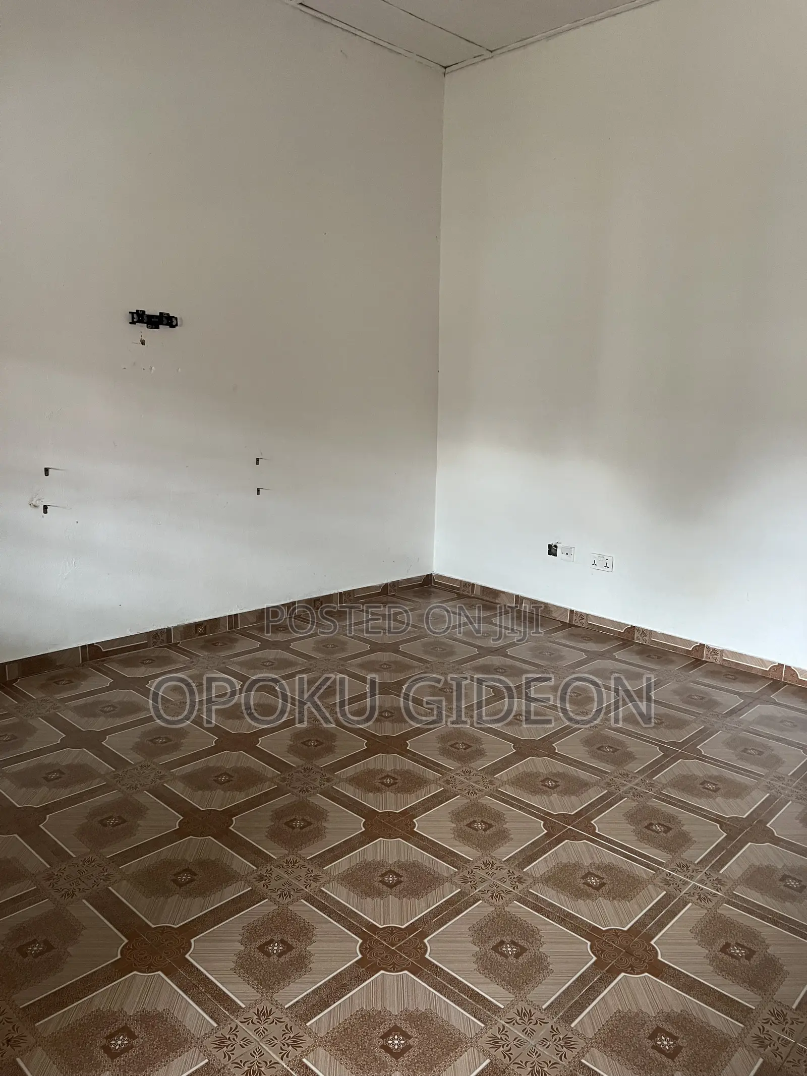 1bdrm Room & Parlour in Canada, Olebu for rent in Olebu