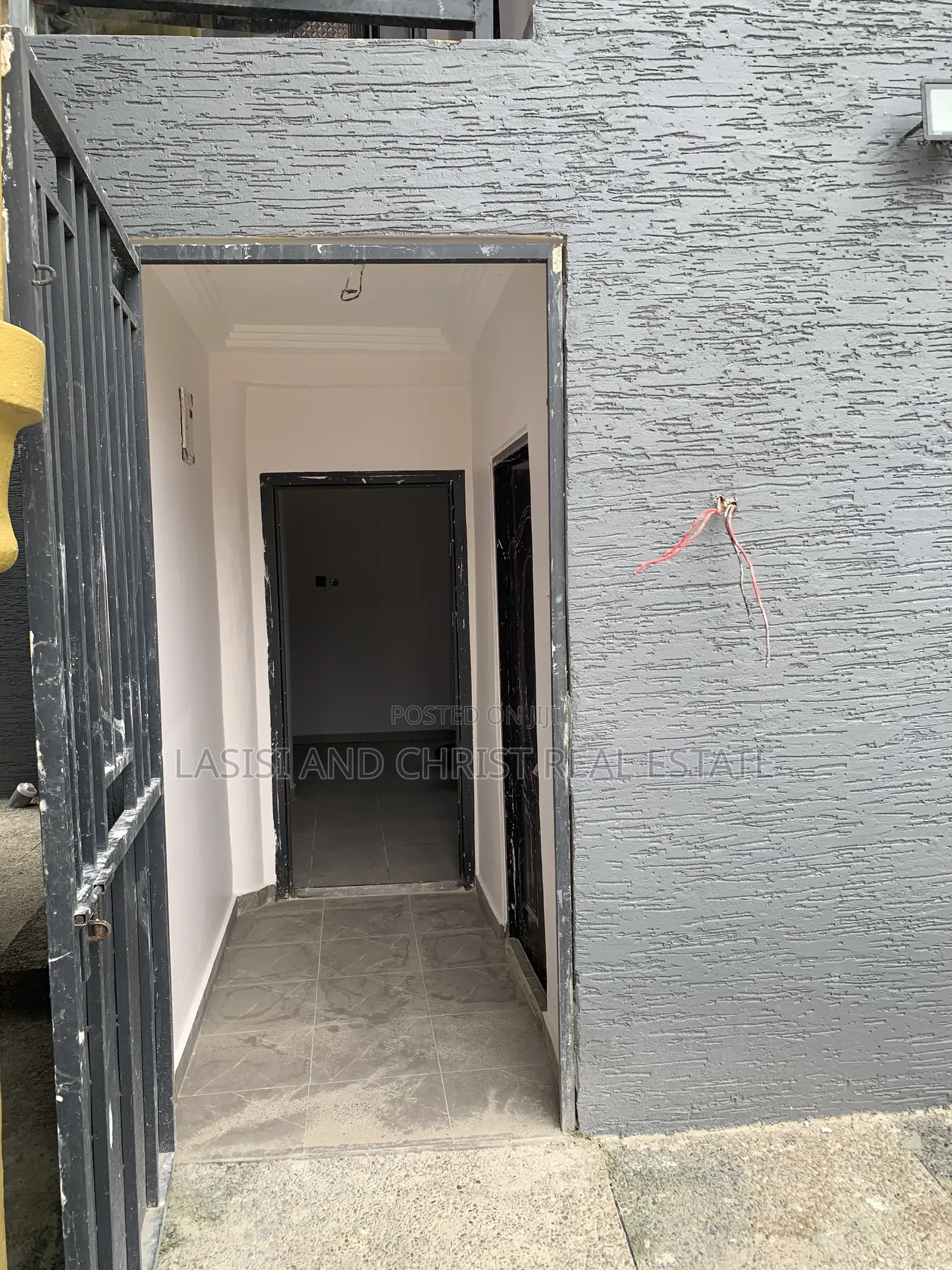 1bdrm Apartment in Lasisi And Christ, Amasaman for rent in Amasaman
