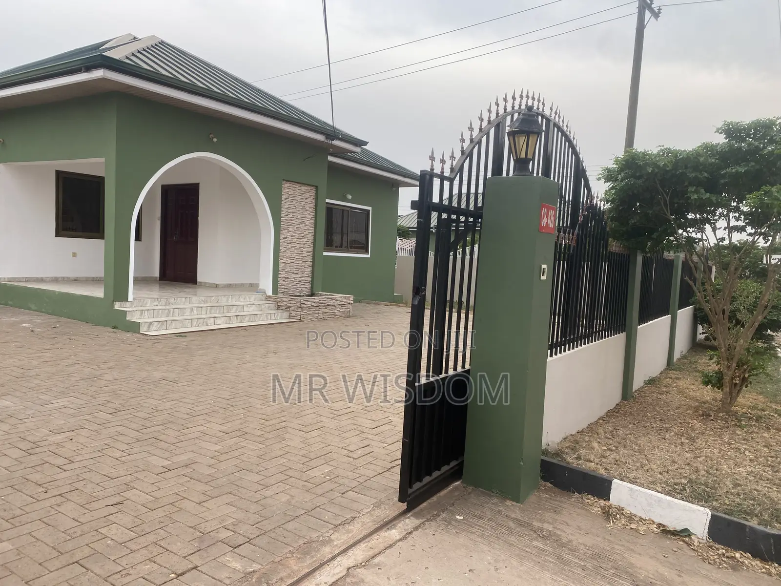 3bdrm Bungalow in Lakeside Estate for rent in Lake Side Estate