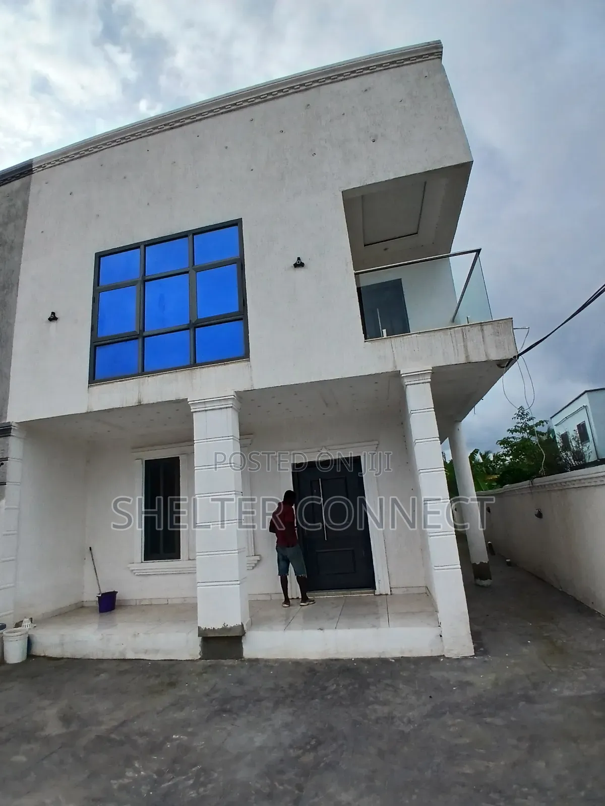 4bdrm Duplex in Oyarifa, Ghana Flag for rent in Ghana Flag