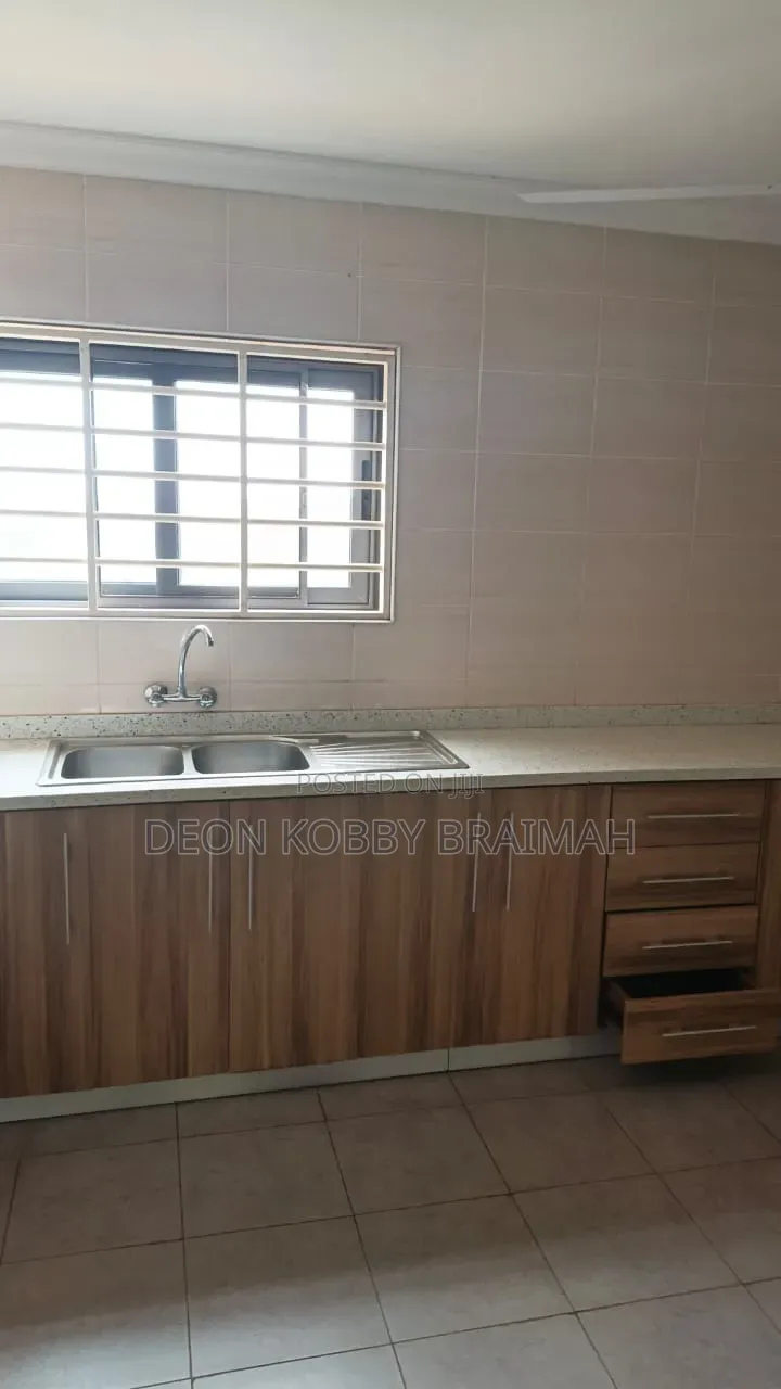 2bdrm Apartment in Right Properties, New Site for rent in New Site