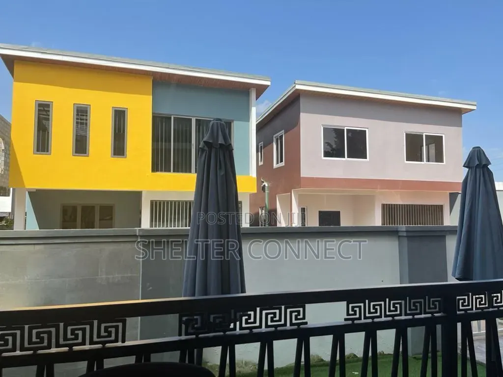 3bdrm House in Oyarifa for rent in Oyarifa Mall Area