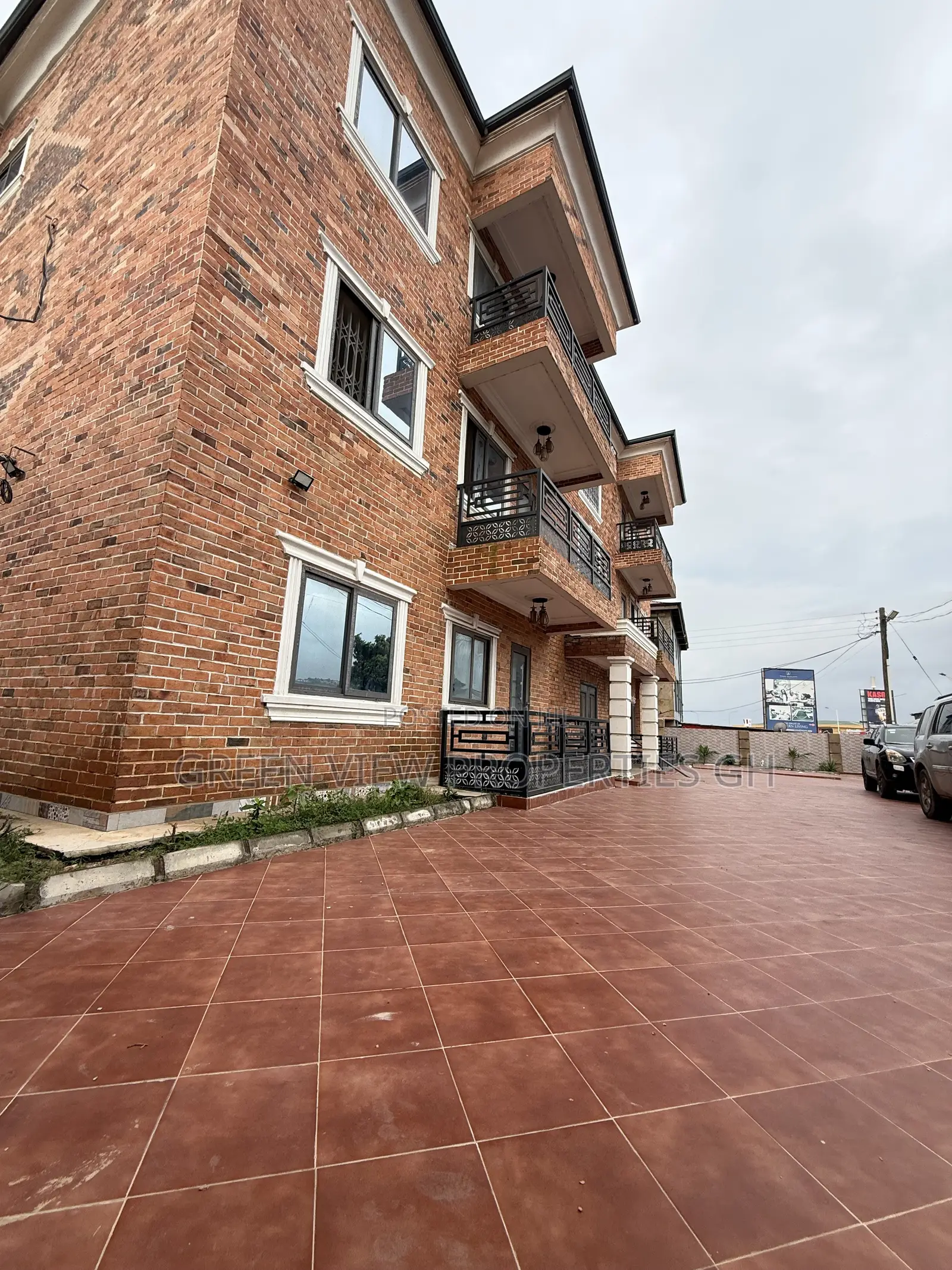 3bdrm Apartment in West Hills Mall Area for rent in West Hills Mall Area