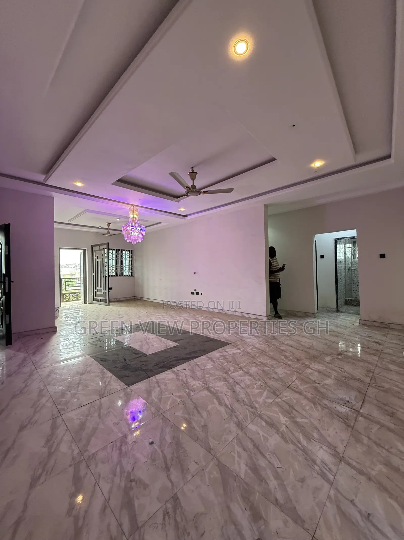 3bdrm Apartment in West Hills Mall Area for rent in West Hills Mall Area