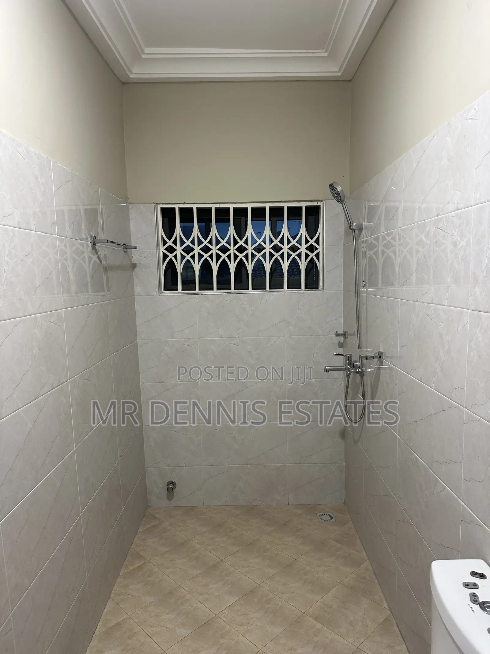 1bdrm Apartment in Westhills Mall for rent in West Hills Mall Area