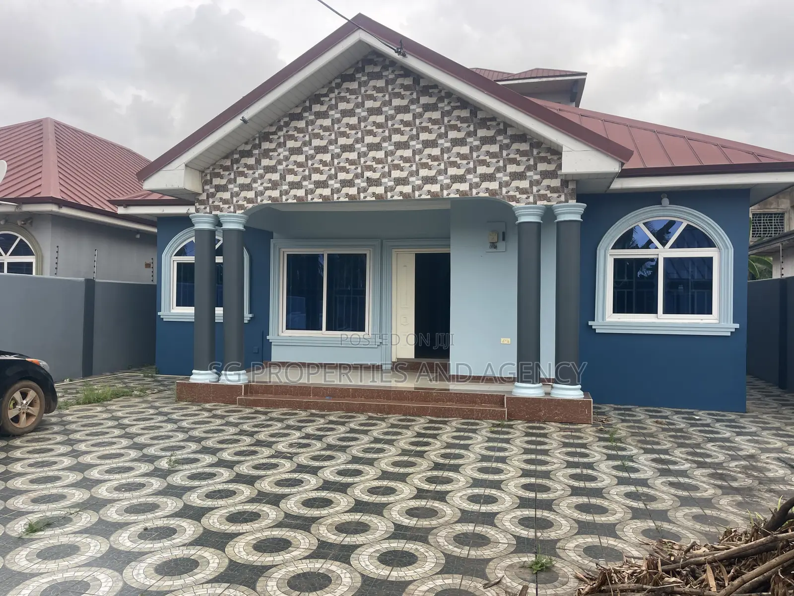 3bdrm House in Batsonaa, Baatsona Total for rent in Baatsona Total
