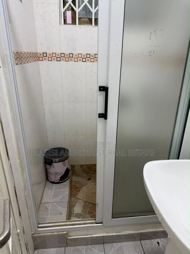 3bdrm House in Lasisi And Christ, Taifa-Burkina for rent in Taifa-Burkina