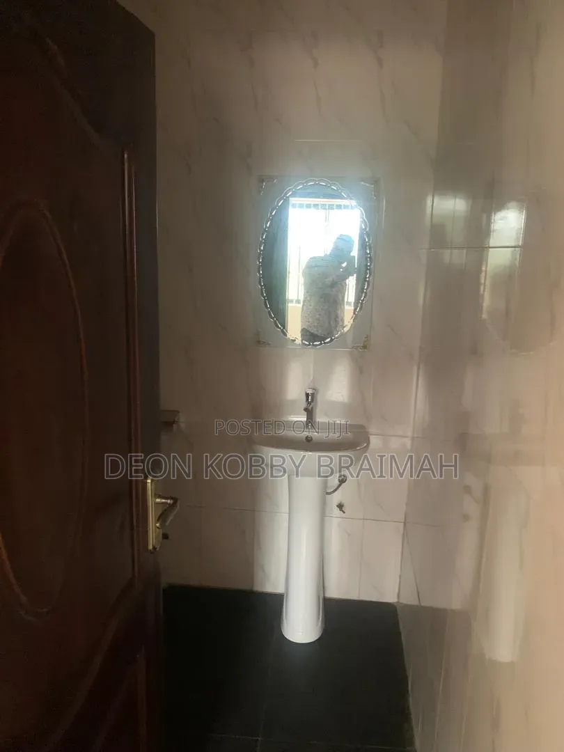2bdrm Apartment in Right Propeeties, SDA Area for rent in SDA Area