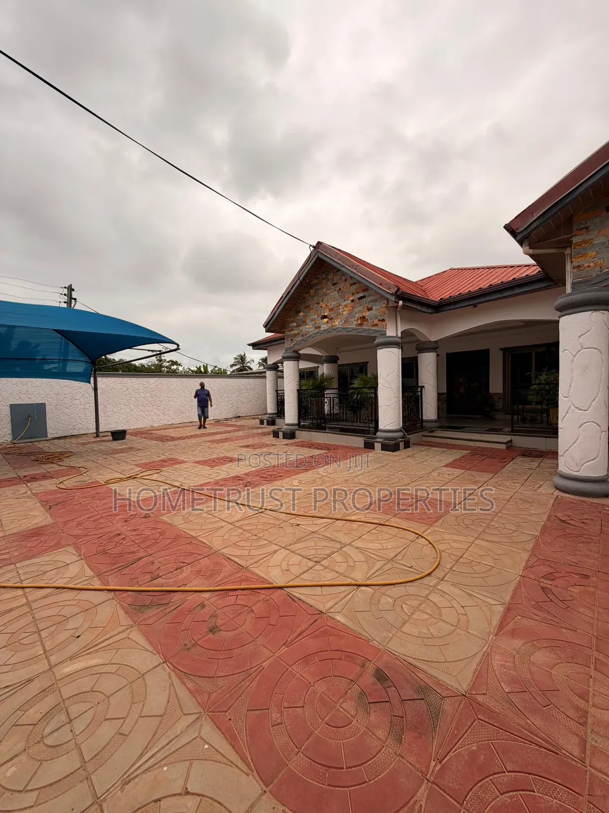 5bdrm House in West Hills for rent in West Hills Mall Area