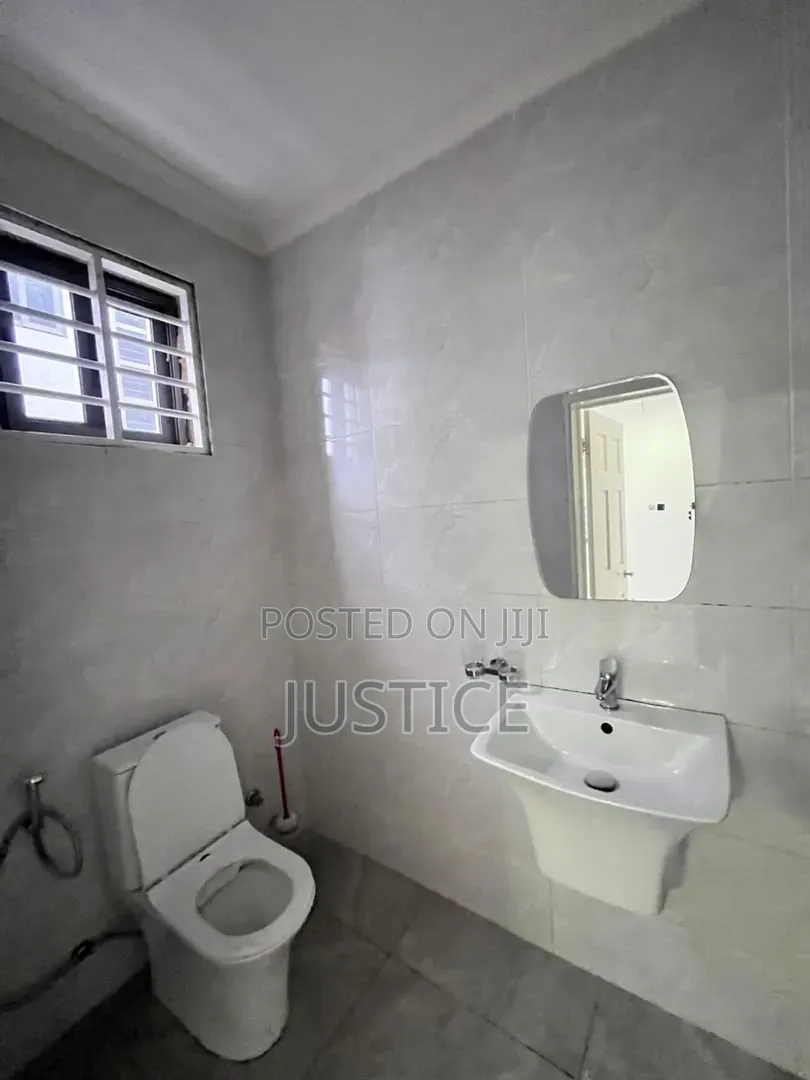 4bdrm Duplex in East Legon Hills, Otano for rent in Otano
