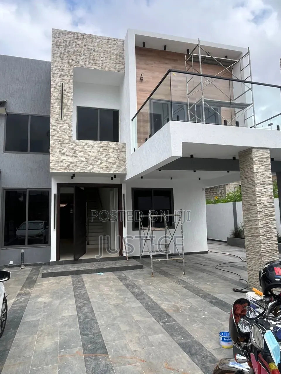 4bdrm Duplex in Tseaddo for rent in Tseaddo