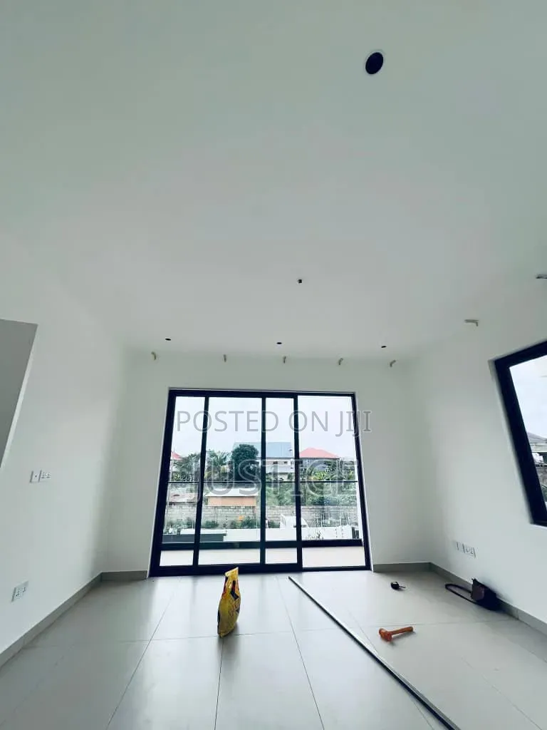4bdrm House in Adjiringanor, Otano for sale in Otano