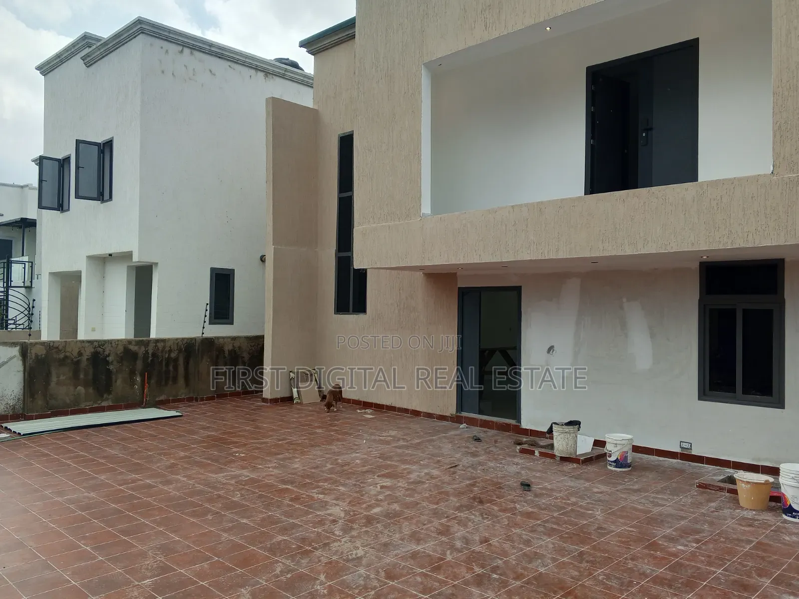 3bdrm Duplex in First Digital Real, Akweley for sale in Akweley