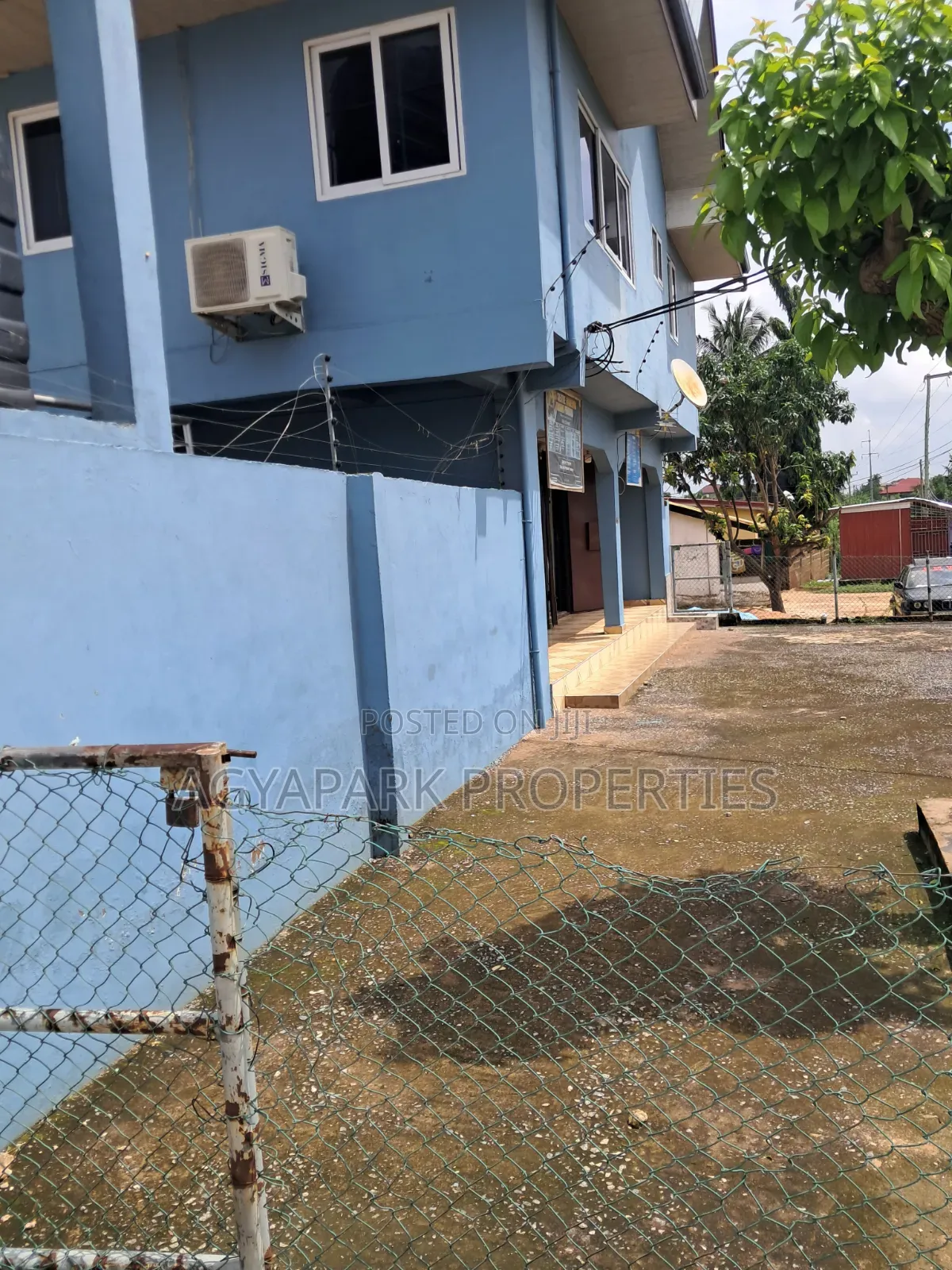6bdrm House in Sapeiman, Amasaman for sale in Amasaman