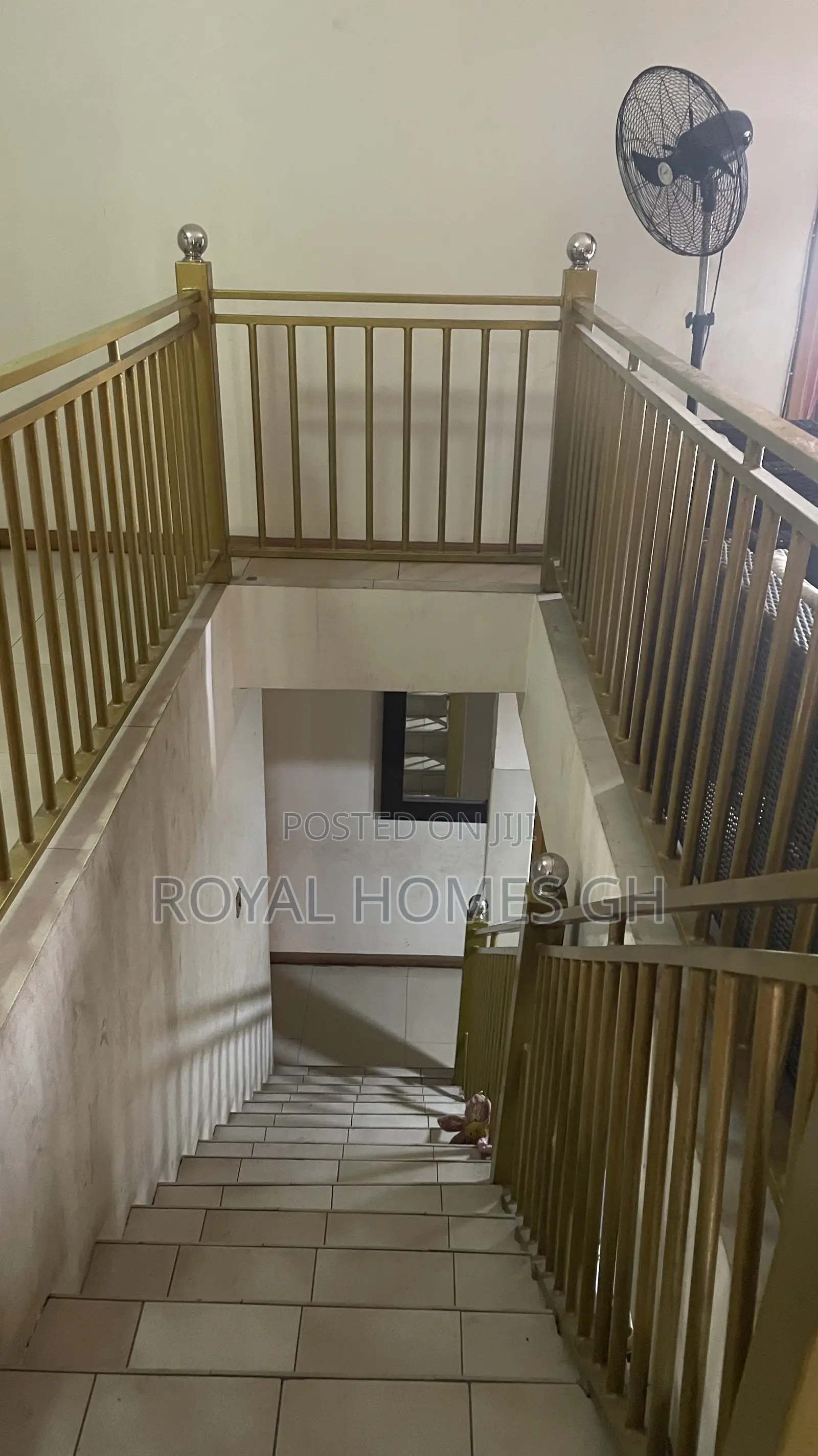 6bdrm Apartment in Royal Homes Gh, East Legon for rent in East Legon