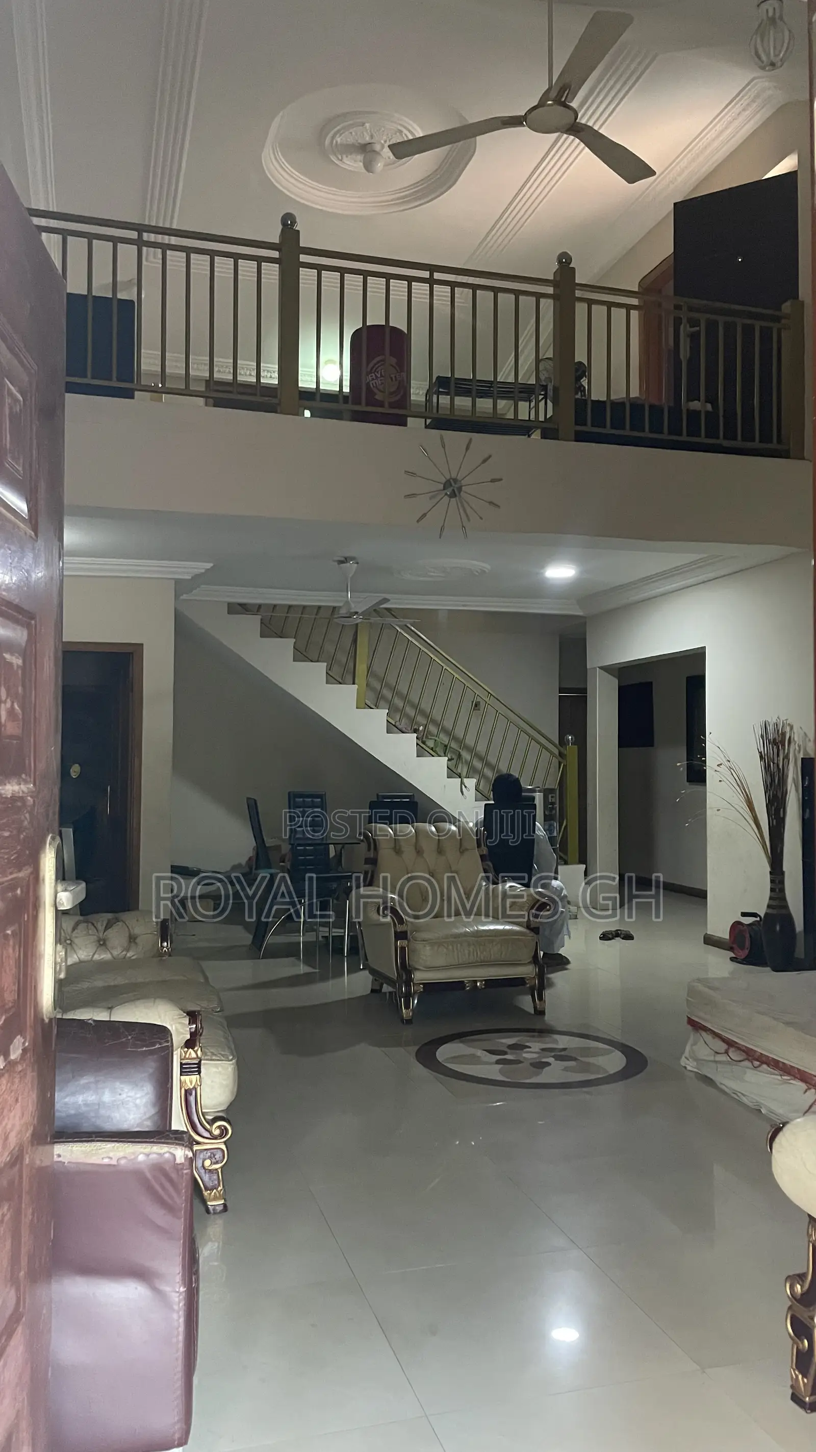 6bdrm Apartment in Royal Homes Gh, East Legon for rent in East Legon