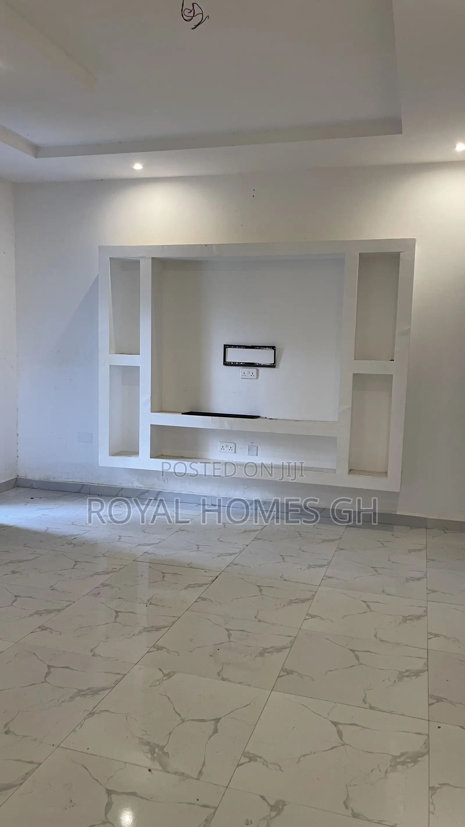 1bdrm Apartment in Royal Homes Gh, East Legon for rent in East Legon