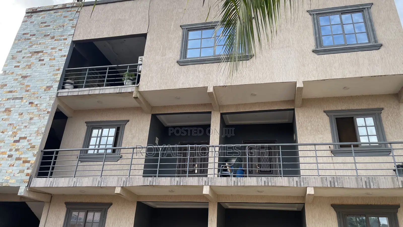 1bdrm Apartment in Royal Homes Gh, East Legon for rent in East Legon