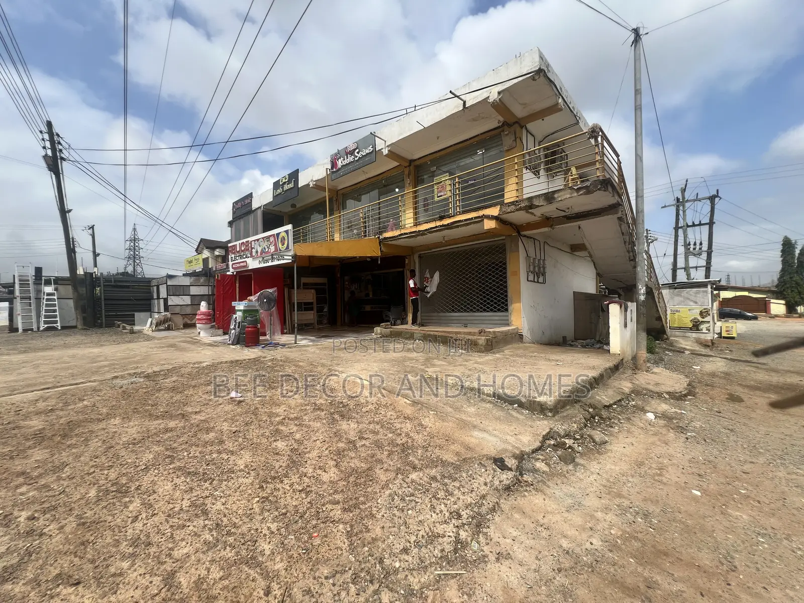 Shop Renting in Agbogba