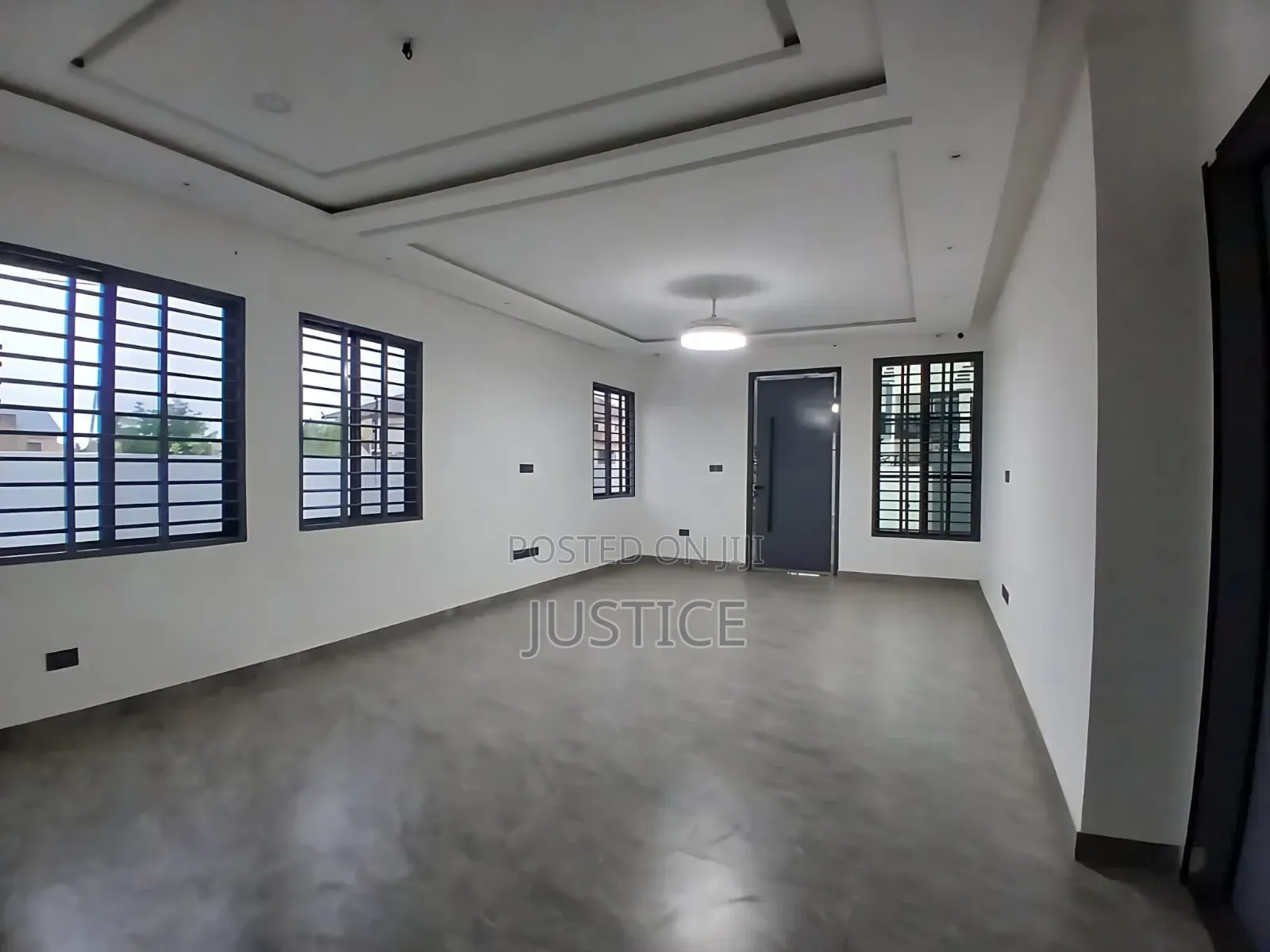 3bdrm House in Lakeside Estate for sale in Lake Side Estate