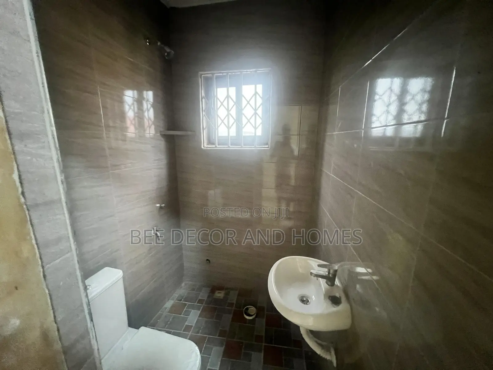 1bdrm Apartment in Bee Decor & Homes, New Site for rent in New Site