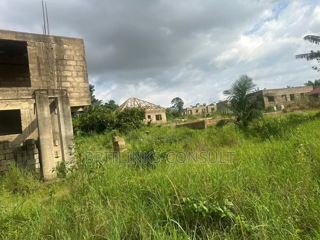 Ducumented Plot of Land for Sale in Koforidua 100/70 Full Plot in East Akim Municipal
