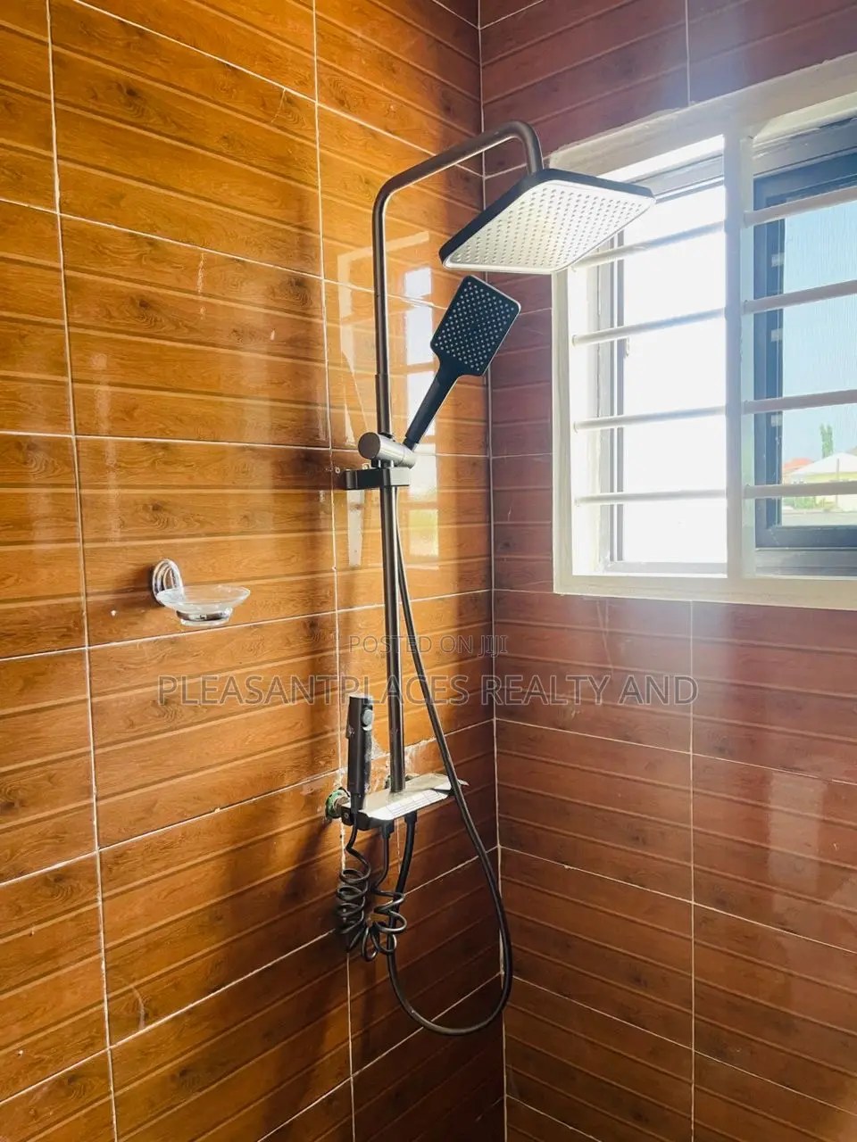 2bdrm House in Pleasantplaces And, East Legon for sale in East Legon