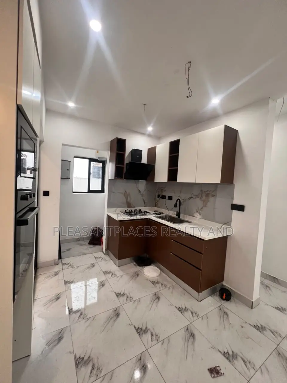 2bdrm House in Pleasantplaces And, Ashaley Botwe for sale in Ashaley Botwe