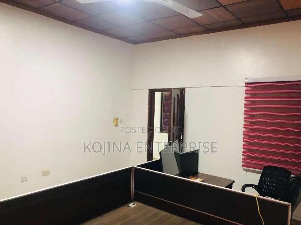 Spacious 4-Bedroom Full House for Rent in Kumasi Metropolitan