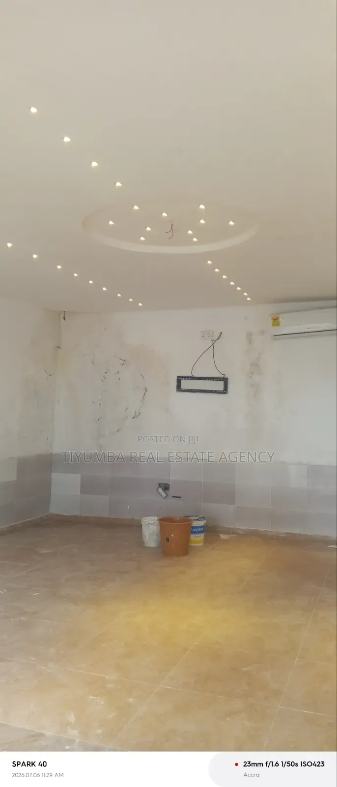 Big Shop for Rent at East Legon. in Bawaleshie