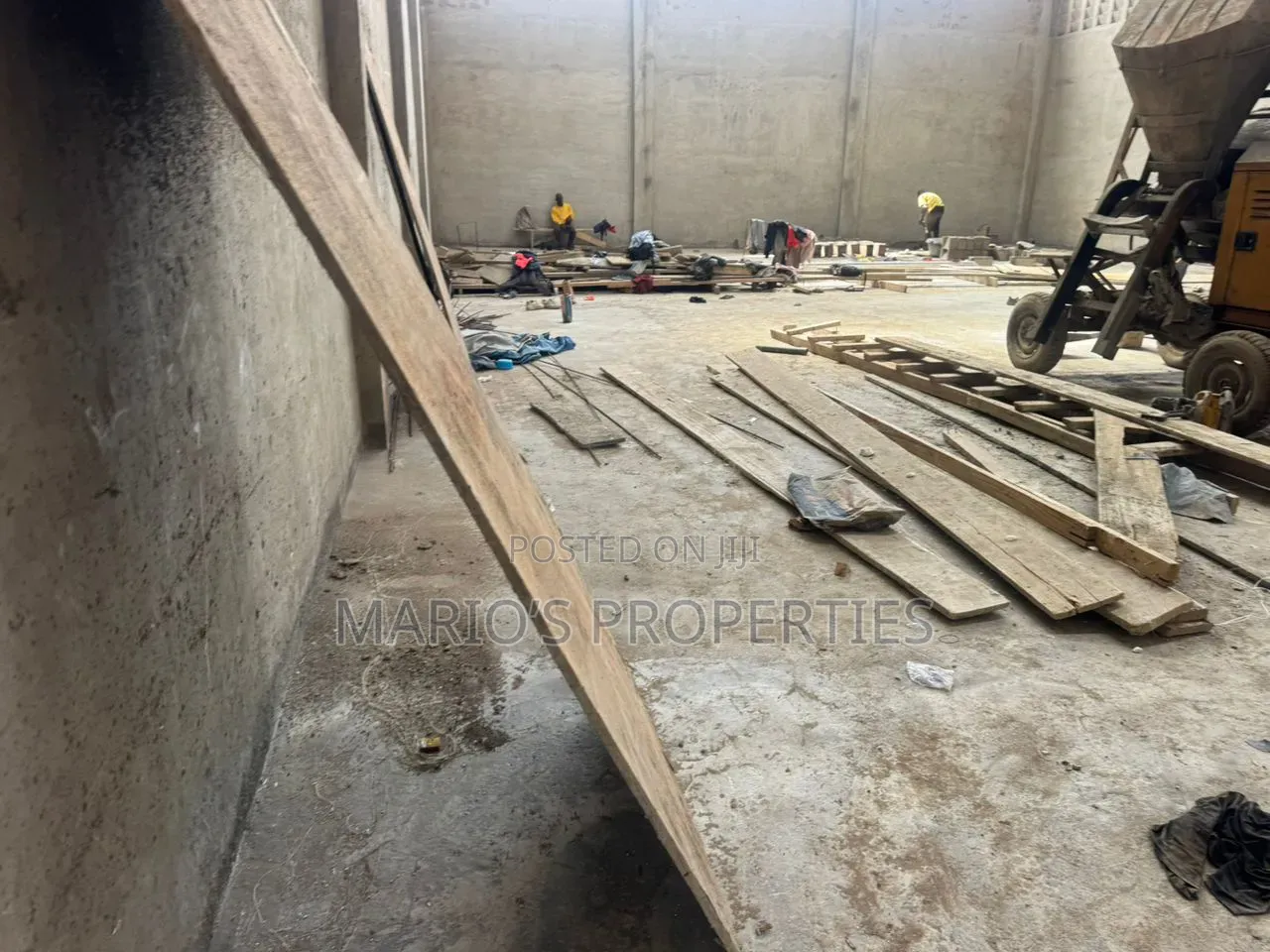 Warehouse for Rent in The Mall